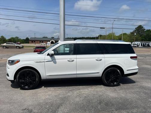 2022 Lincoln Navigator Reserve