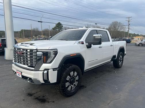 2024 GMC Sierra 2500 Denali