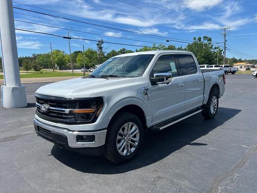 Avalanche 2026 Ford F-150 XLT