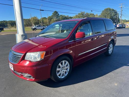 2014 Chrysler Town & Country Touring