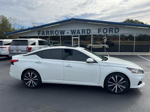 2021 Nissan Altima Platinum Intelligent AWD
