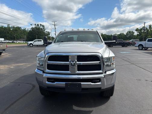 Bright Silver Metallic Clearcoat 2018 RAM 2500 Tradesman Crew Cab 4x4 6'4' Box
