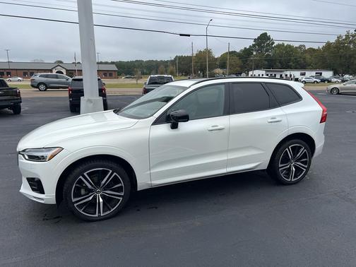 2020 Volvo XC60 T5 R-Design