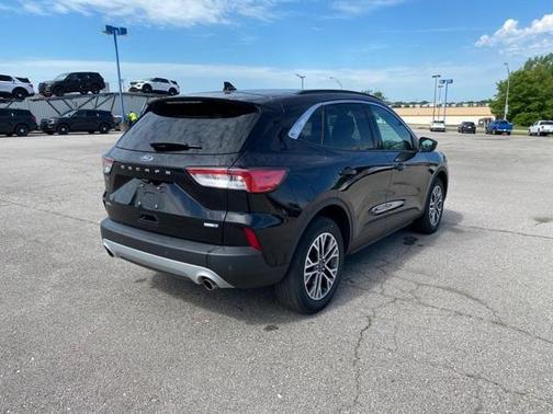 Photo 5 of 21 of 2020 Ford Escape SEL