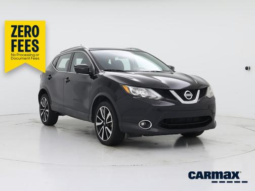Black 2017 Nissan Rogue Sport SL
