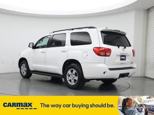 2017 Toyota Sequoia SR5