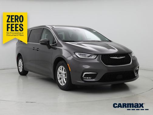 Gray 2023 Chrysler Pacifica Touring L