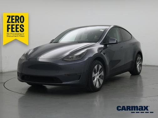 Gray 2024 Tesla Model Y Long Range