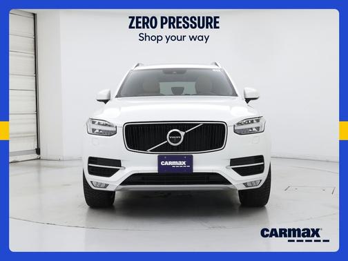 Pearl 2017 Volvo XC90 T6 Momentum