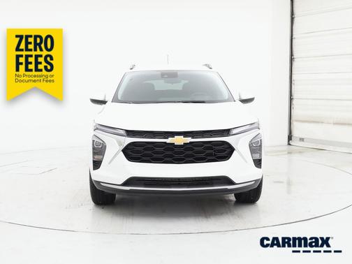 White 2026 Chevrolet Trax LT
