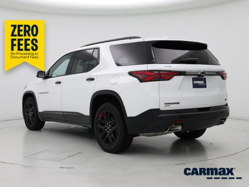 White 2024 Chevrolet Traverse Limited Premier