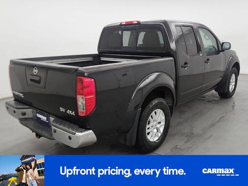 Black 2019 Nissan Frontier SV