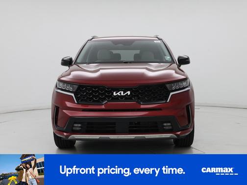 Red 2022 Kia Sorento EX