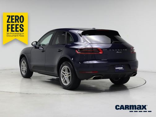 Blue 2018 Porsche Macan