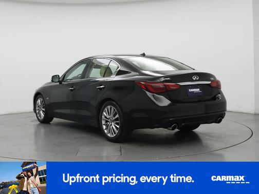 Black 2018 INFINITI Q50 Luxe