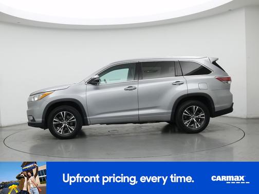Silver 2016 Toyota Highlander XLE