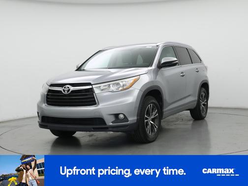 Silver 2016 Toyota Highlander XLE