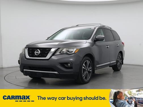 2017 Nissan Pathfinder Platinum