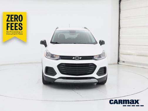 White 2020 Chevrolet Trax LT
