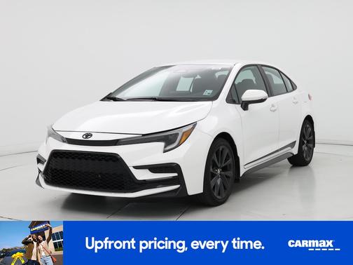 White 2024 Toyota Corolla SE