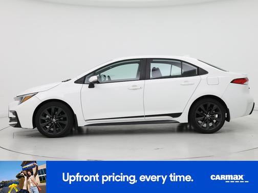White 2024 Toyota Corolla SE
