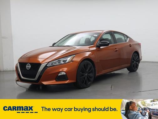 2022 Nissan Altima SR