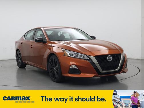 2022 Nissan Altima SR