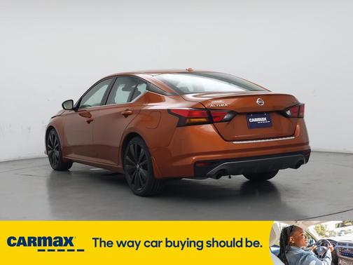 2022 Nissan Altima SR