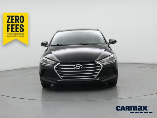 Black 2018 Hyundai ELANTRA SE