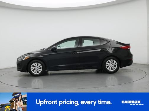Black 2018 Hyundai ELANTRA SE