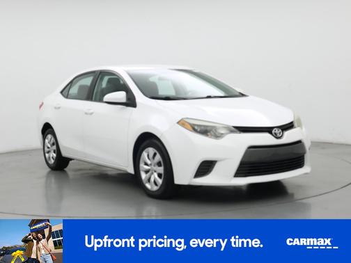 White 2016 Toyota Corolla LE