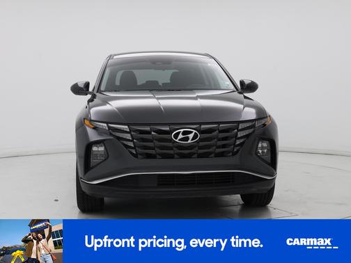 Gray 2023 Hyundai TUCSON SE