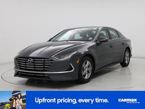 Gray 2023 Hyundai SONATA SE