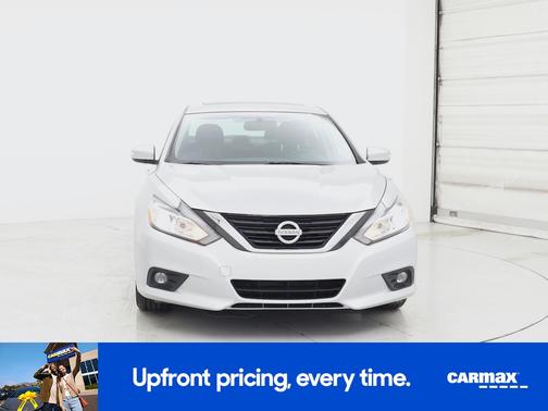 Silver 2016 Nissan Altima SL