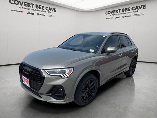 2024 Audi Q3 45 S line Premium