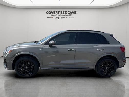 2024 Audi Q3 45 S line Premium