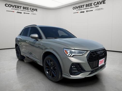 2024 Audi Q3 45 S line Premium