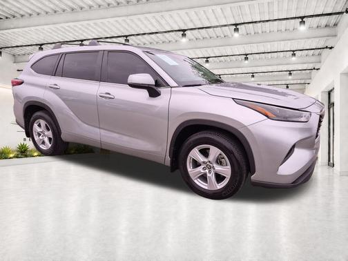 Celestial Silver Metallic 2023 Toyota Highlander L