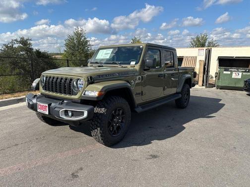 2025 Jeep Gladiator Sport