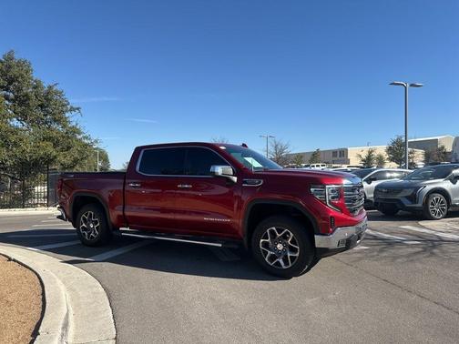 2022 GMC Sierra 1500 SLT