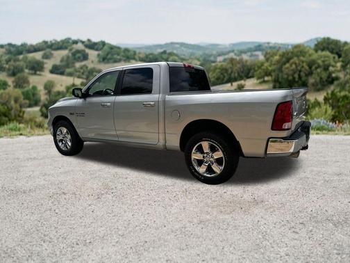 Bright Silver Clearcoat Metallic 2016 RAM 1500 Big Horn