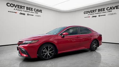 2024 Toyota Camry SE