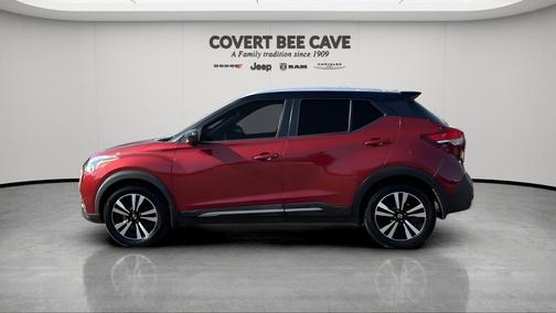 2019 Nissan Kicks SR