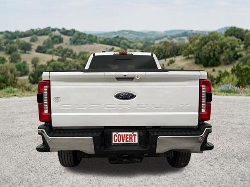 White Metallic 2024 Ford F-350 Lariat Super Duty