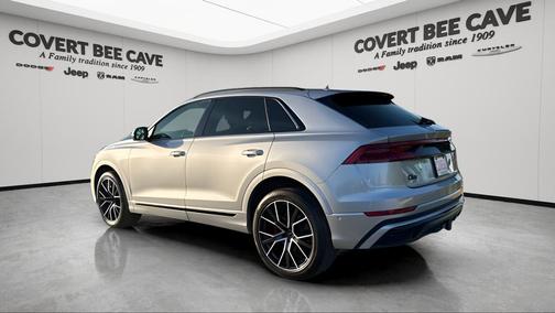 2021 Audi Q8 55 Premium Plus