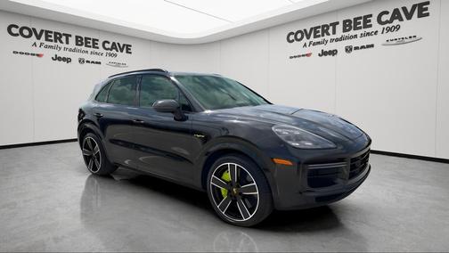 2023 Porsche Cayenne Turbo S