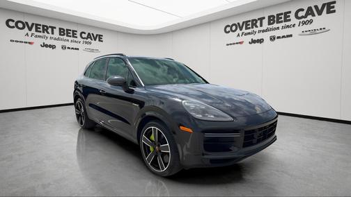 2023 Porsche Cayenne Turbo S