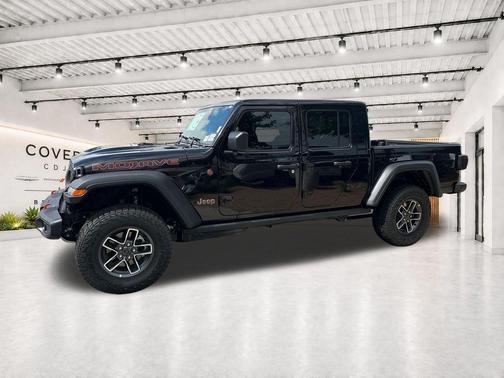 Black Clearcoat 2026 Jeep Gladiator Mojave