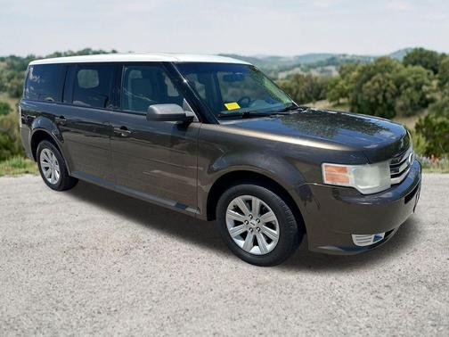 Earth Metallic 2011 Ford Flex SE