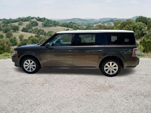 Earth Metallic 2011 Ford Flex SE
